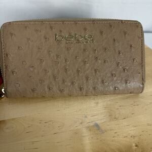 Bebe Los Angeles Women's Clarita Ostrich Textured Wallet Tan Taupe Zip Around